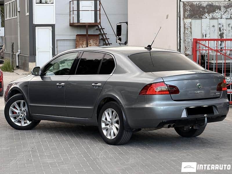 Skoda Superb 2