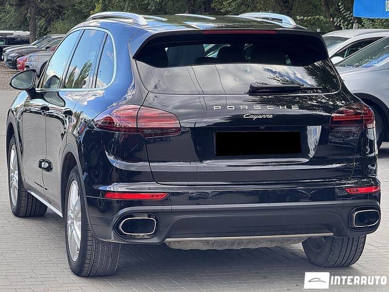Porsche Cayenne 4