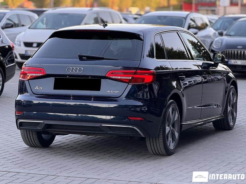 Audi A3 E-tron 2