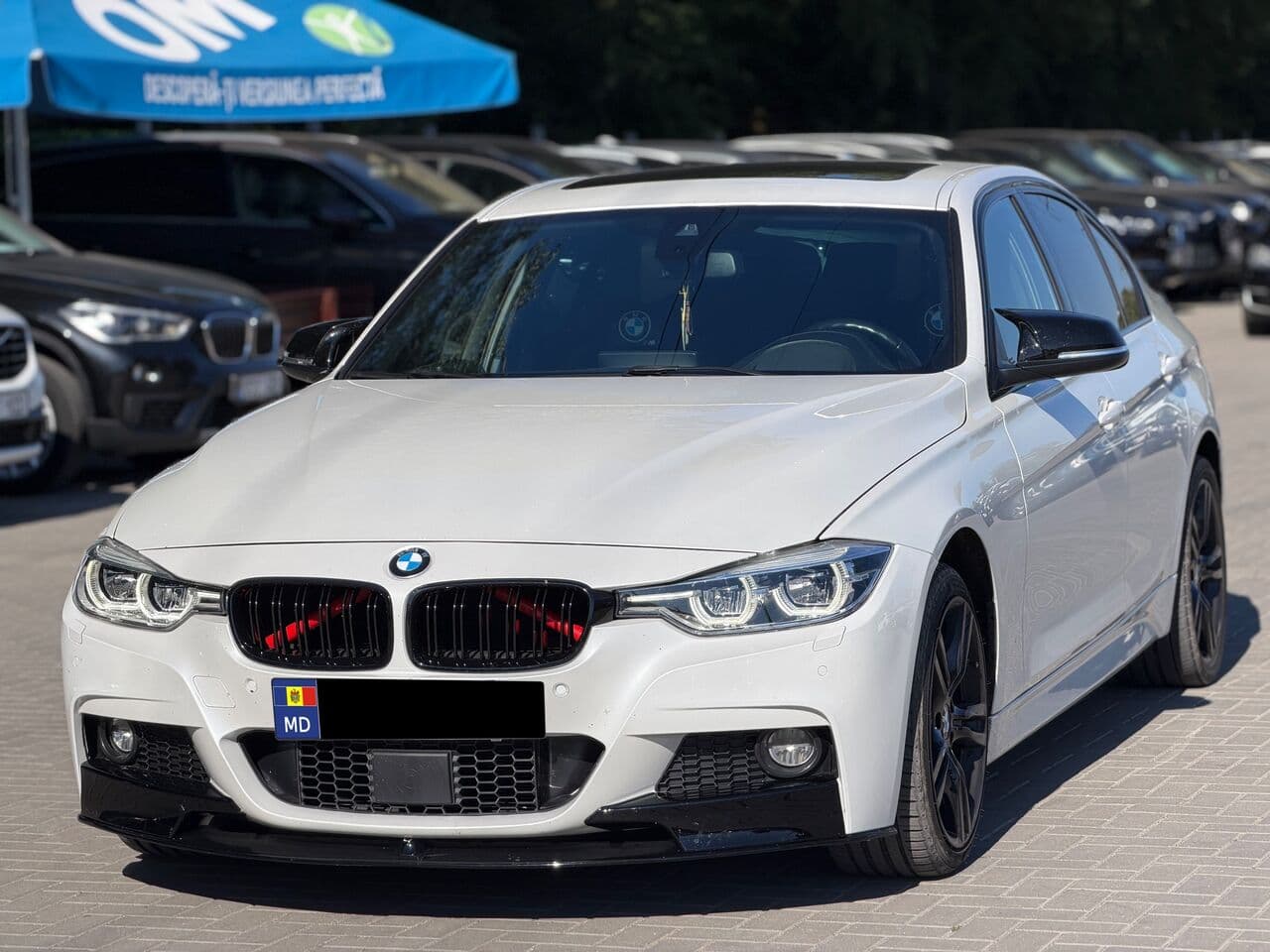 BMW 330