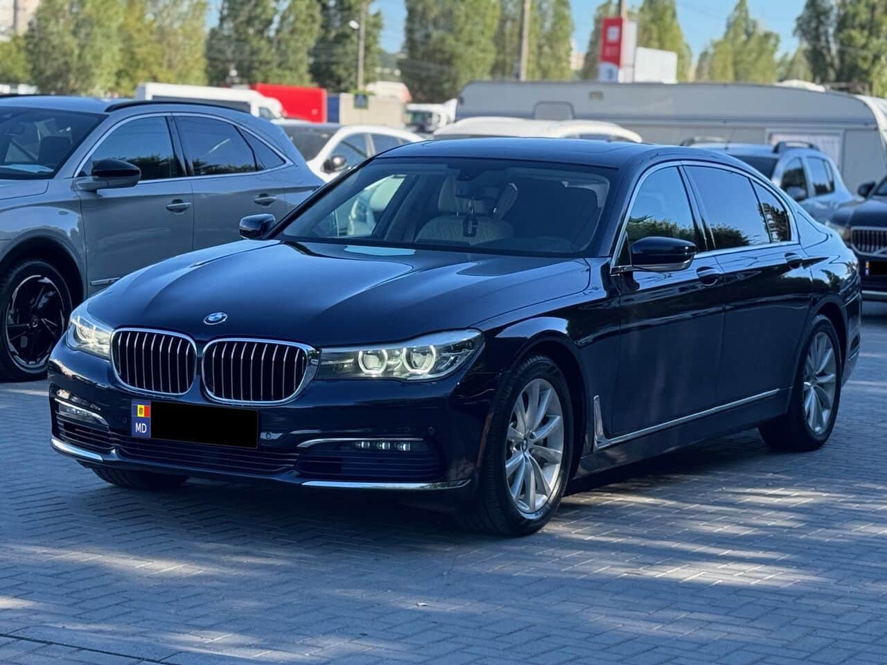 2016 BMW 740