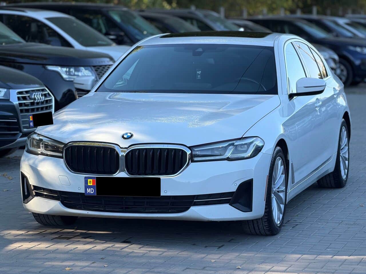 2020 BMW 530