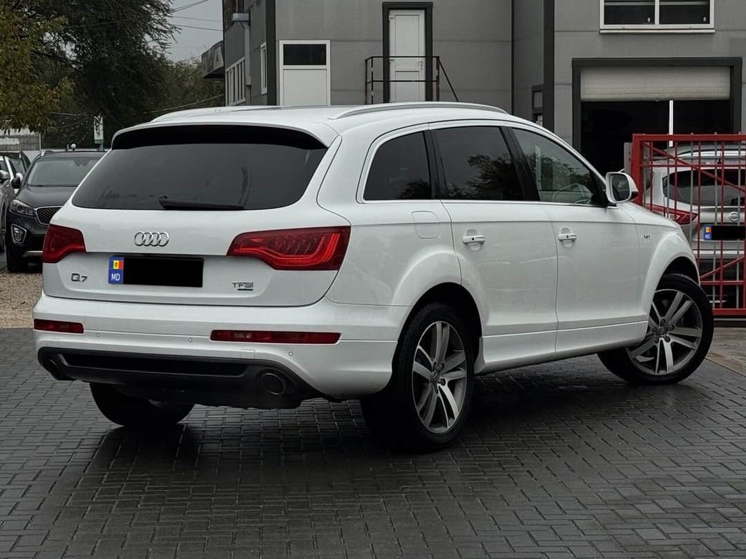 Audi Q7 3