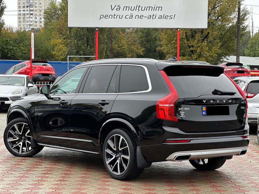 Volvo XC 90 4