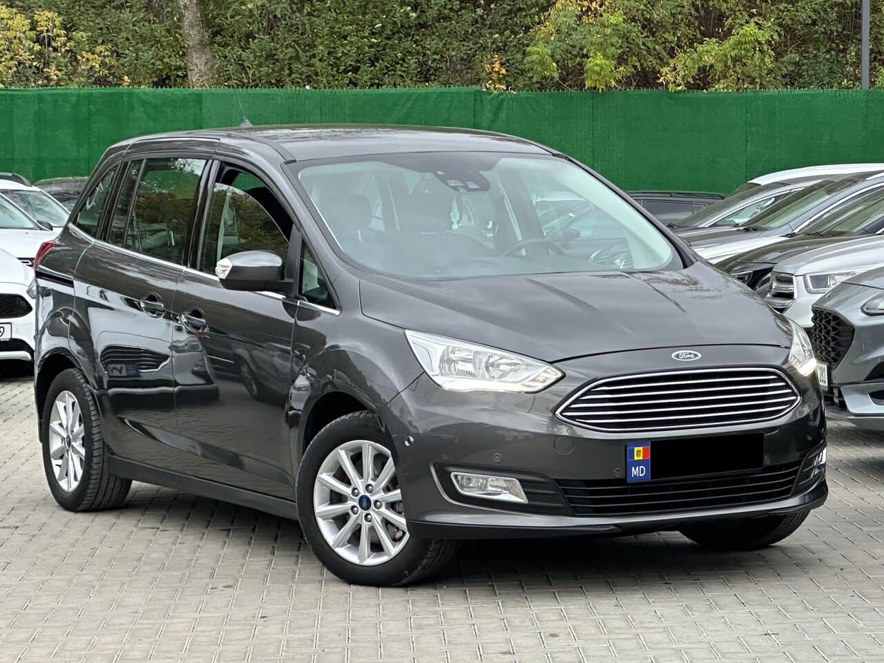 2017 Ford Grand C-MAX