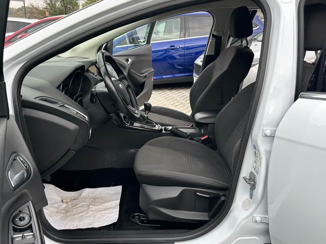 Ford Focus 5