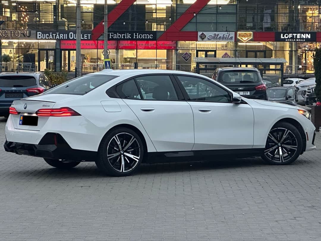 BMW 550e 3