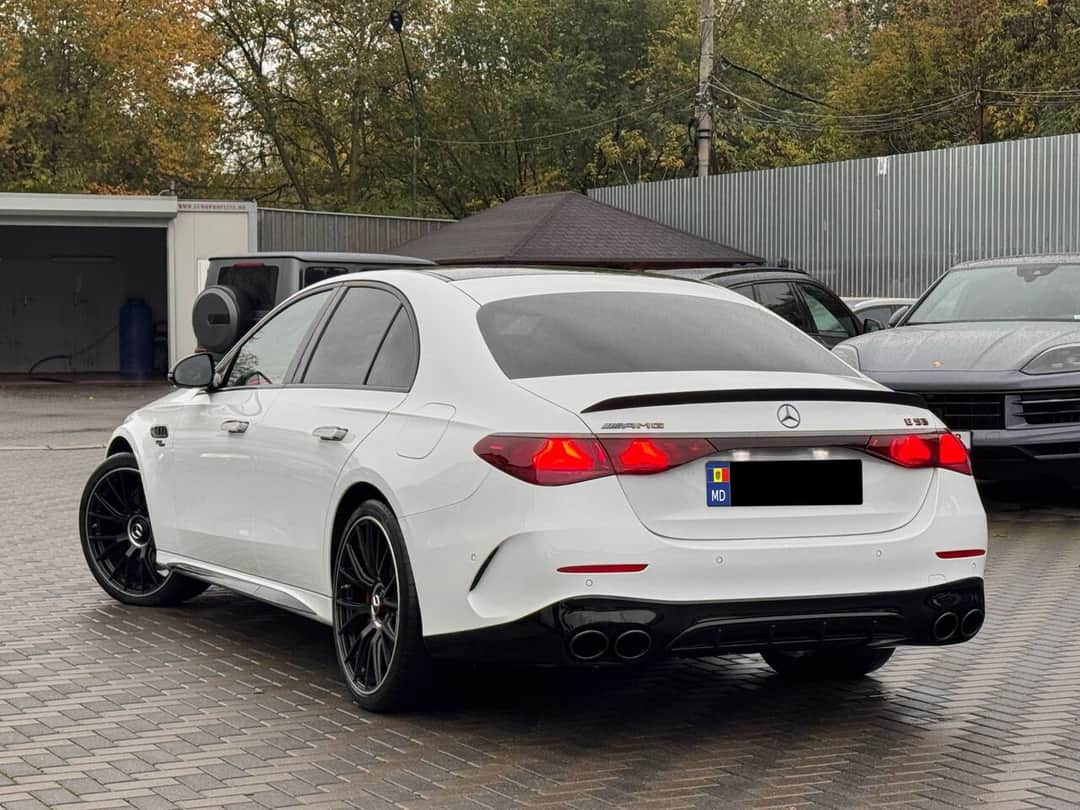 Mercedes E 53 AMG 4