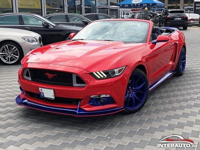 Ford Mustang 2015 doar la InterAuto