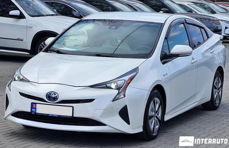 Toyota Prius 2017 doar la InterAuto