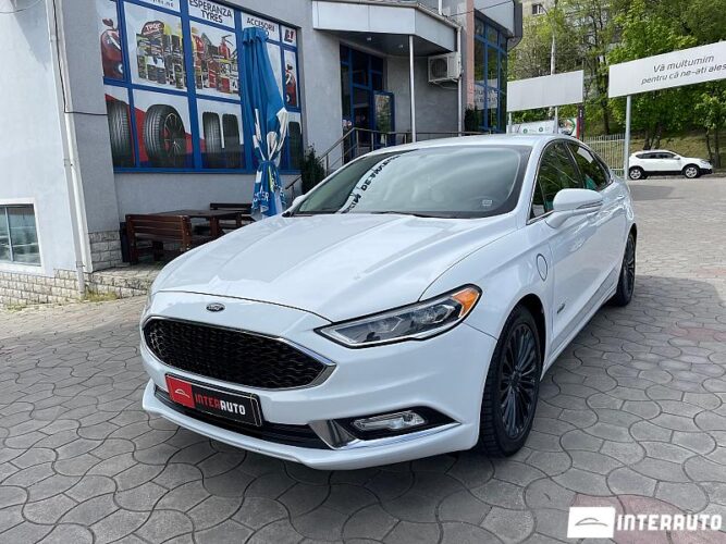 Ford Fusion 2017 doar la InterAuto