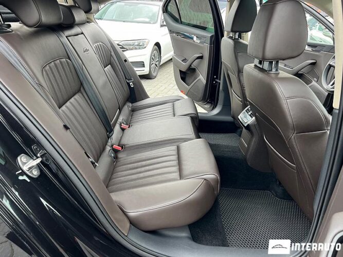 Skoda Superb 43 skoda Superb 2017