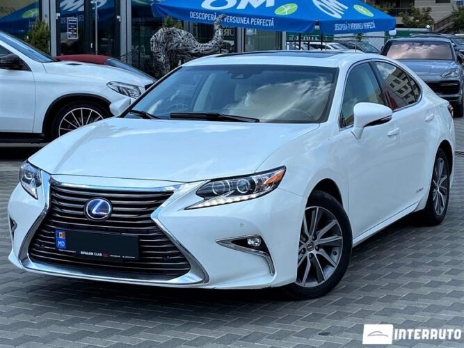 Lexus ES 300h 2016 doar la InterAuto