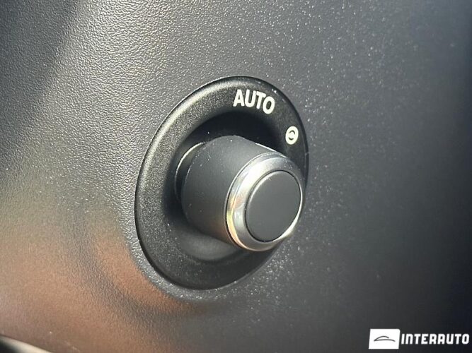 Jaguar F-Pace 63 jaguar F-Pace 2016