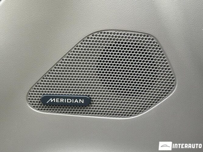 Jaguar F-Pace 56 jaguar F-Pace 2016