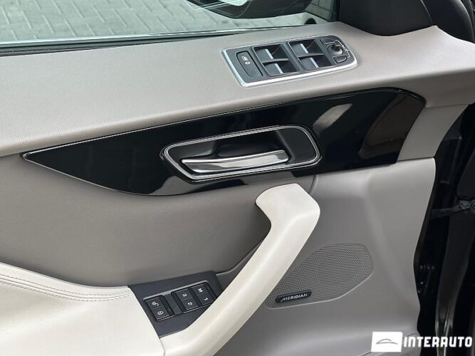 Jaguar F-Pace 50 jaguar F-Pace 2016