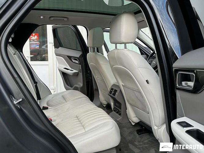 Jaguar F-Pace 48 jaguar F-Pace 2016