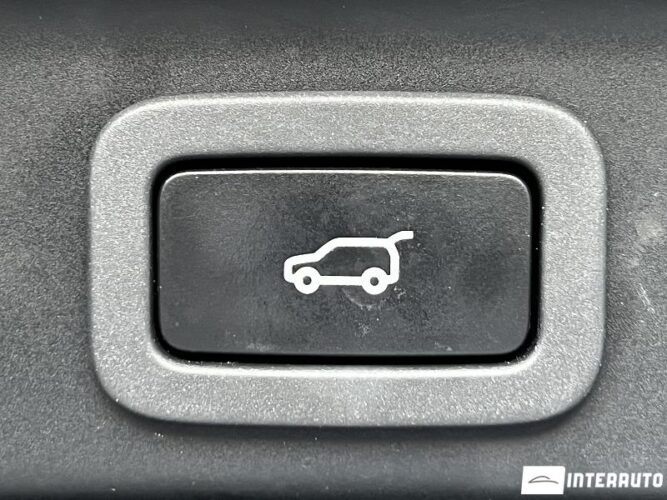 Jaguar F-Pace 61 jaguar F-Pace 2017