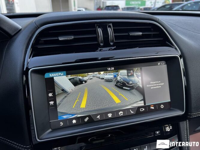 Jaguar F-Pace 45 jaguar F-Pace 2017