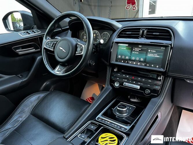 Jaguar F-Pace 49 jaguar F-Pace 2017