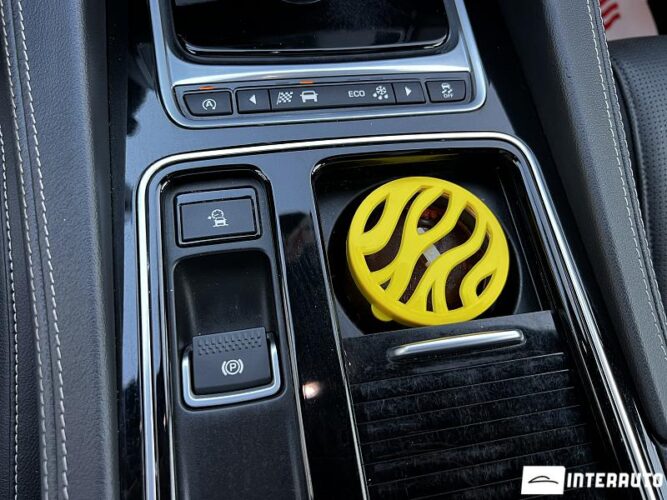 Jaguar F-Pace 48 jaguar F-Pace 2017