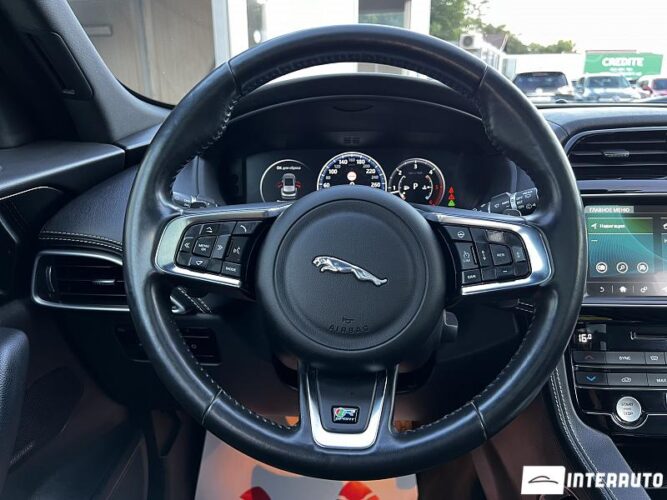 Jaguar F-Pace 43 jaguar F-Pace 2017