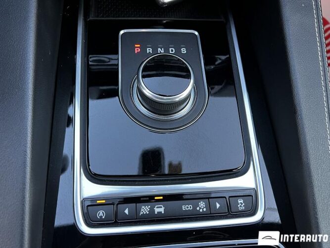 Jaguar F-Pace 46 jaguar F-Pace 2017