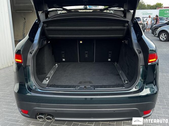 Jaguar F-Pace 60 jaguar F-Pace 2017