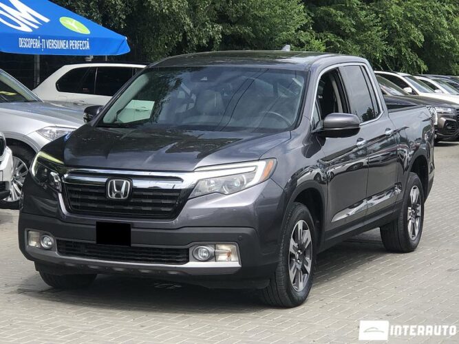Honda Ridgeline 2016 doar la InterAuto