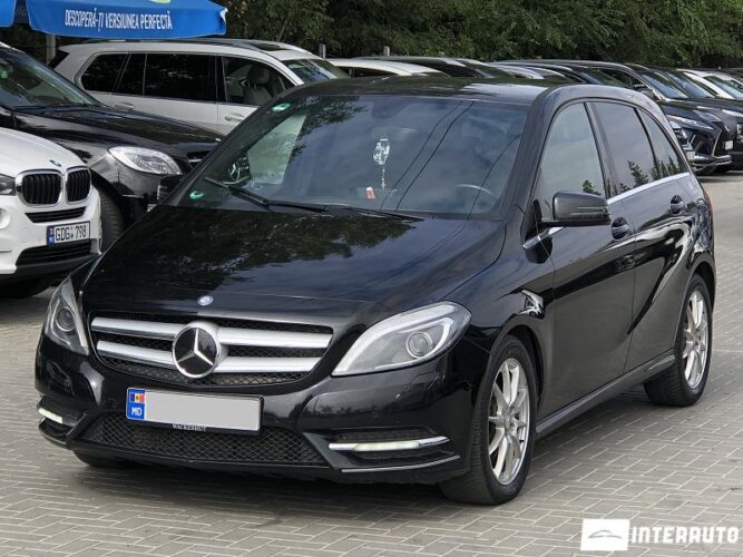 Mercedes B 180 2012 doar la InterAuto