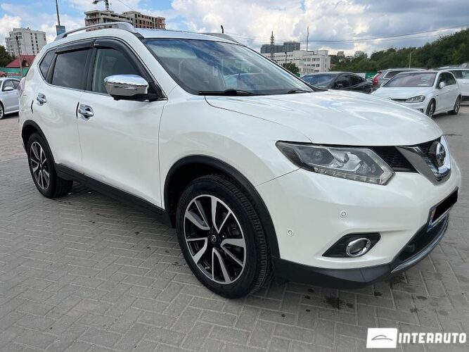 Nissan X-Trail 2015 doar la InterAuto