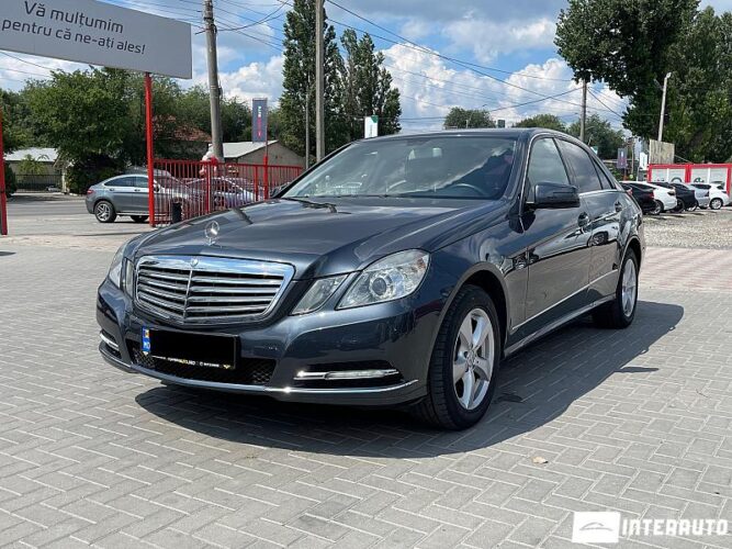 Mercedes E 250 2011 doar la InterAuto