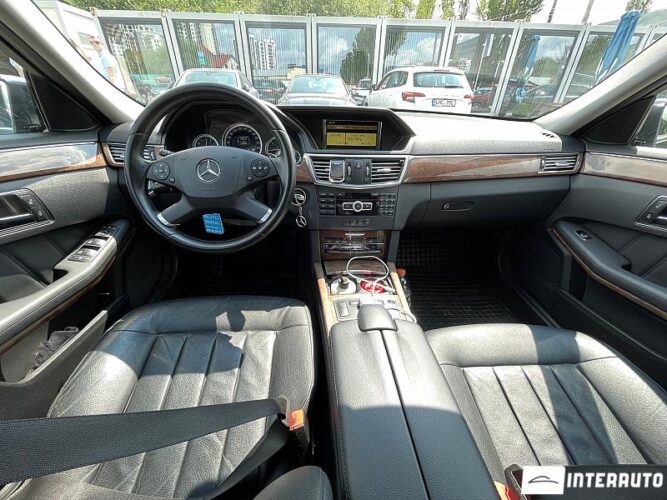 Mercedes E 250 31 mercedes E 250 2011