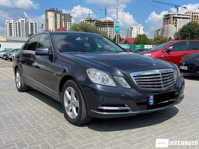 Mercedes E 250 28 mercedes E 250 2011