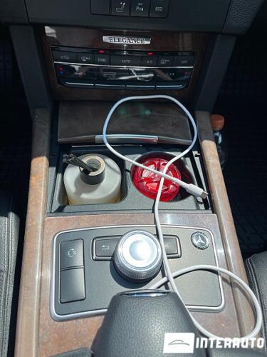 Mercedes E 250 36 mercedes E 250 2011