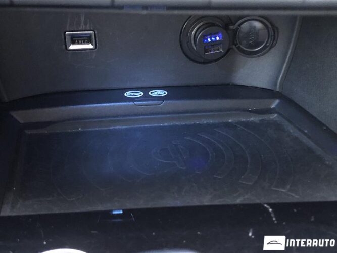 Peugeot 3008 49 peugeot 3008 2019