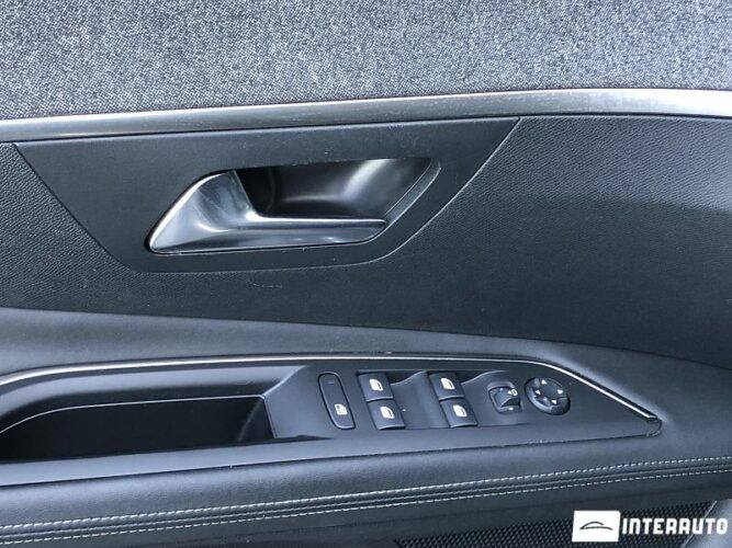 Peugeot 3008 55 peugeot 3008 2019