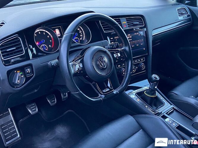 volkswagen Golf R 2016