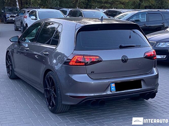 volkswagen Golf R 2016