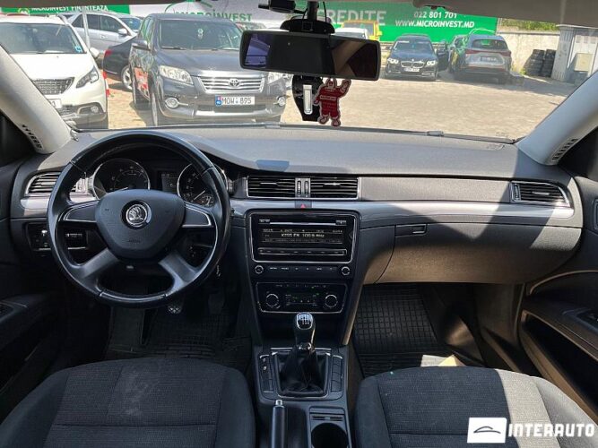 Skoda Superb 33 skoda Superb 2013