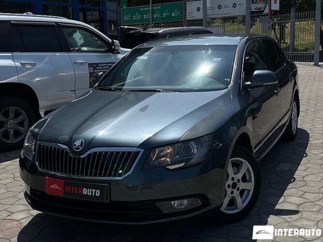 Skoda Superb 2013 doar la InterAuto