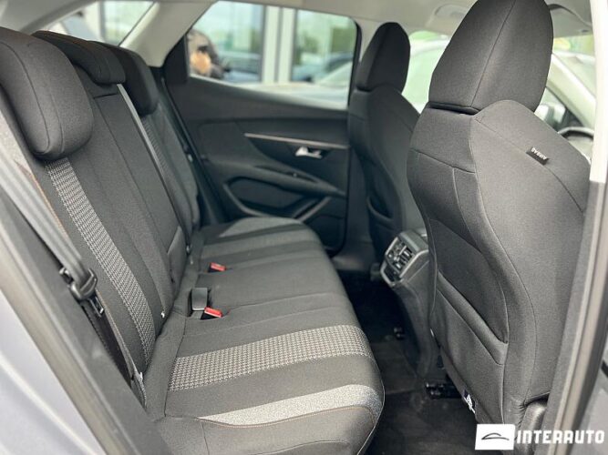 Peugeot 3008 54 peugeot 3008 2018