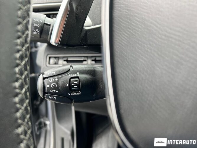 Peugeot 3008 46 peugeot 3008 2018