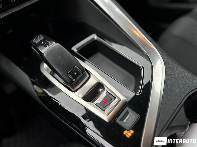 Peugeot 3008 49 peugeot 3008 2018