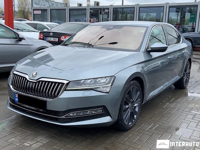 Skoda Superb 2019 doar la InterAuto