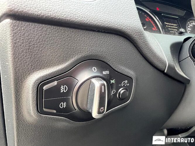 Audi Q5 44 audi Q5 2015