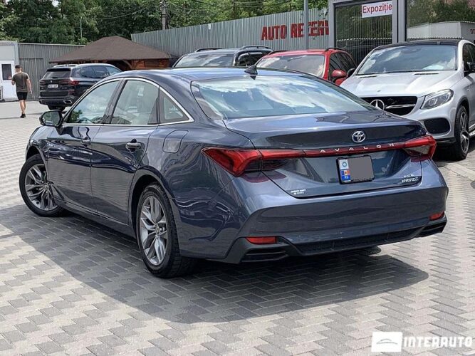 toyota Avalon 2020