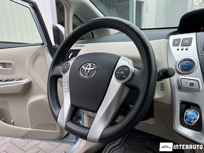toyota Prius Plus / V 2012