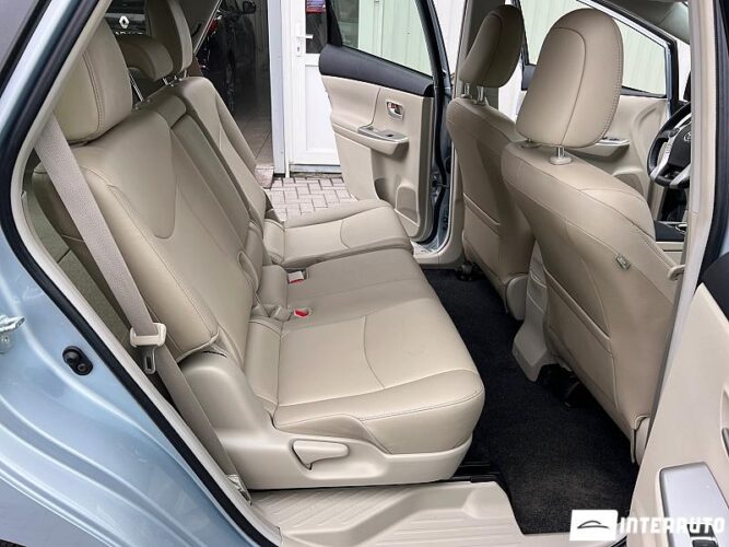 toyota Prius Plus / V 2012