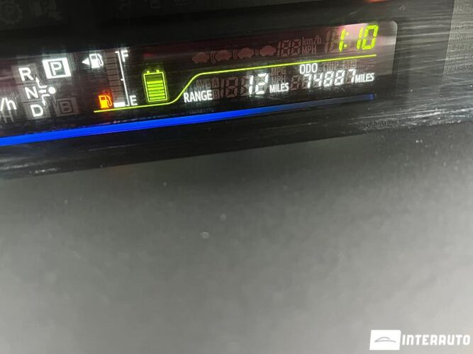 toyota Prius Plus / V 2012